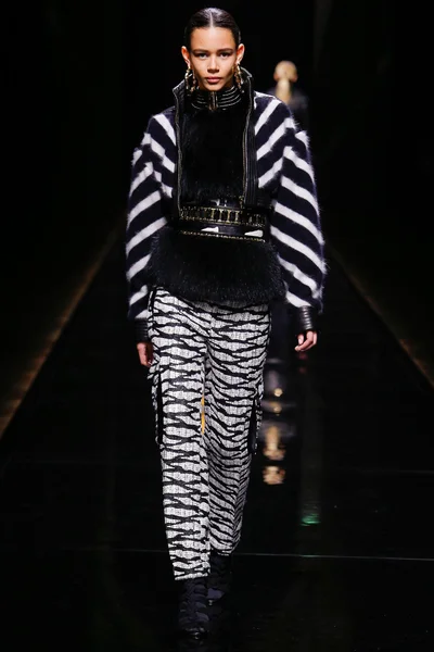 Look 42